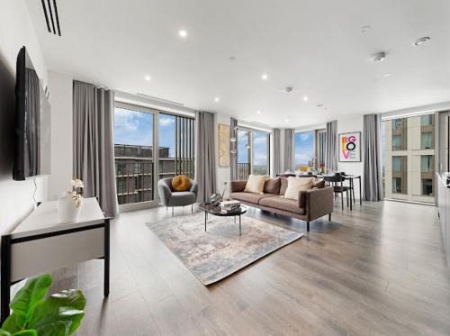 Stratford and New Town Apartamento | Central London Luxurious 2bed WITH POOL AND ROOFTOP by AYMONS HAVEN