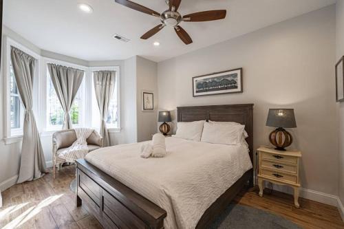 Stanton Park Apartamento | Central LUX Apartment in DC