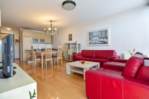 Rozino Apartamento | Central lux apt with garage