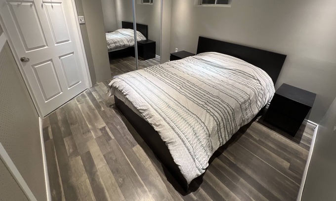 Barrie Casa | Central modern basement apartment close to lakes & skiing