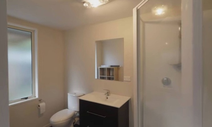 New Brighton Apartamento | Central Newbrighton Close to the beach Surfers,walking distance ,family friendly
