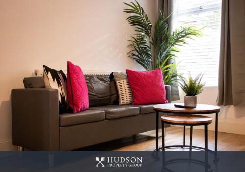 Longford Casa | Central Oswestry 2 Bedroom House