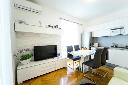 Zadar Old Town Apartamento | Central Palace Apartment