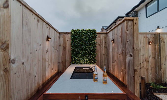 Riccarton Casa | Central Park Hideout