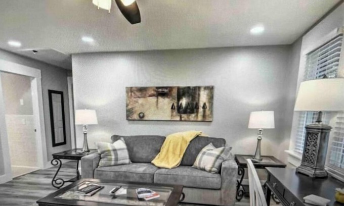 Lebanon Casa | Central Retreat B, NEW Cozy Family & Pet Friendly