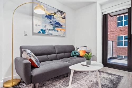Eau Claire Apartamento | Central River Luxe Gym