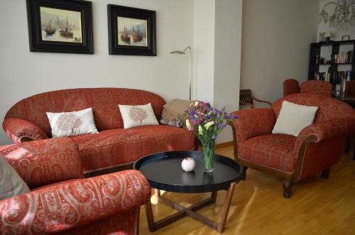 Plaza de Toros-Doctores-San Lázaro Apartamento | Central, Spacious Parking