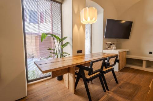 Chernovtsy Apartamento | Central Square Apartments - Центральна площа міста