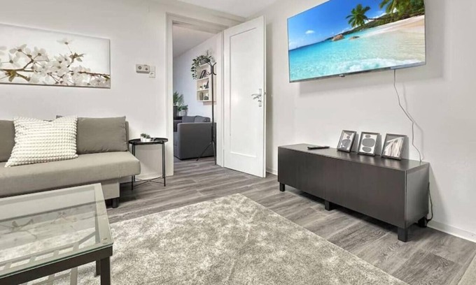 Diemershalde Apartamento | Central Stuttgart Apt - Sleeps 8