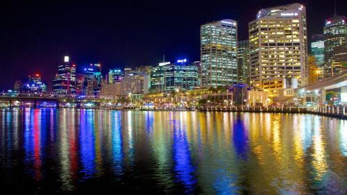 Chippendale Apartamento | Central Sydney 1BR unit with Pool Gym Parking!