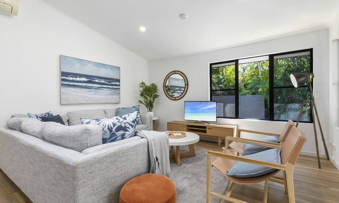 Noosaville Casa | Central Tropical Oasis with Pool