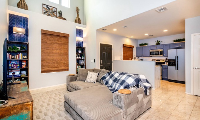 Amphi Condominio | Central Tucson, family friendly get away, pet friendly and spacious.