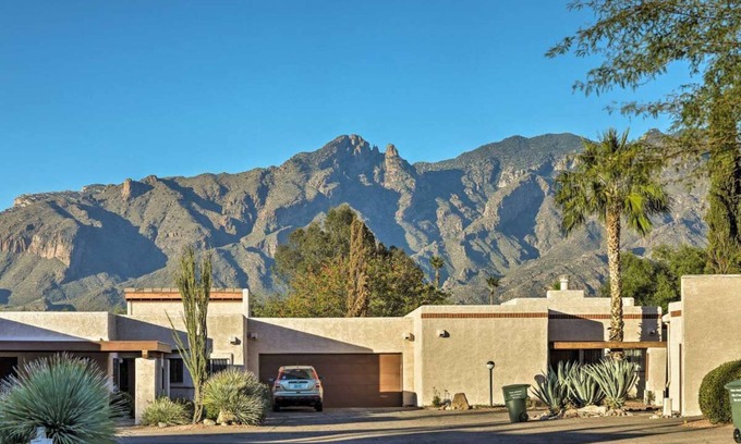 Prince Tucson Casa | Central Tucson Gated Retreat