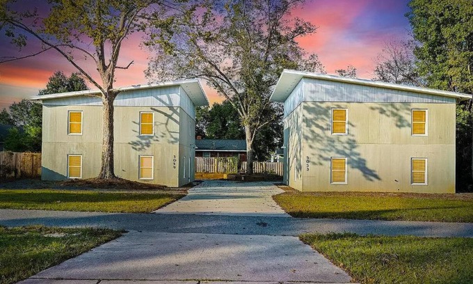 Wilmington Casa | Central Wilmington Retreat #1A