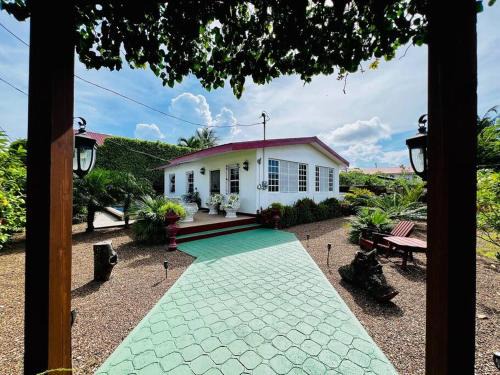Ciudad de Belice Casa | CentralCity "Haven" Private Home & Pool