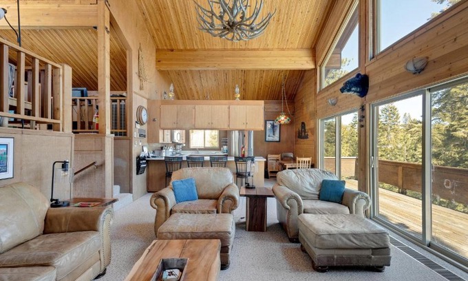 Bear Valley Casa | Centrally Located and Dog Friendly! - Home #36