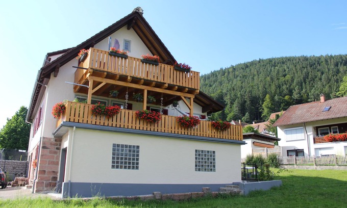 Mitteltal Apartamento | Ferienwohung situado en el centro con vistas a Mitteltal.