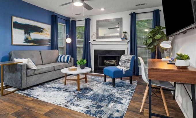 Meadowbrook Apartamento | Centrally Located |Fast WiFi |Cozy King Bed