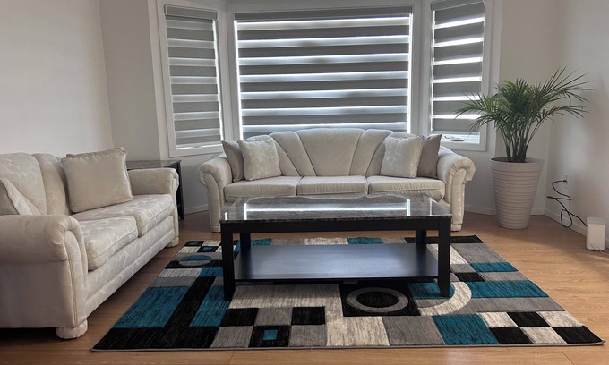 Central Okanagan Casa | Centrally located in Kelowna with big back yard.