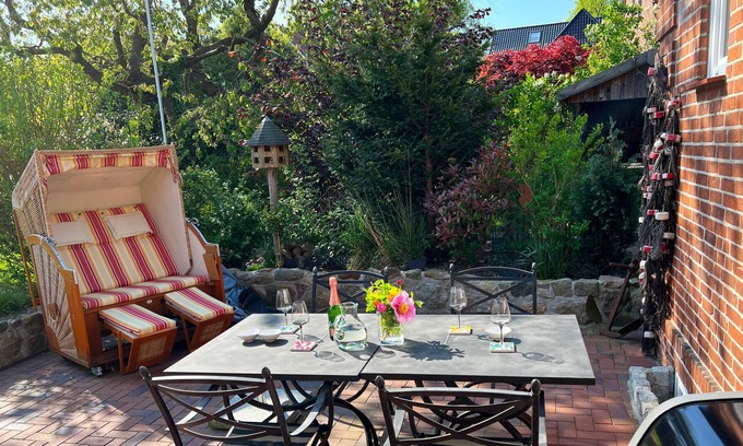 Preetz Casa | Centrally located renovated holiday home with terrace in Preetz near Kiel