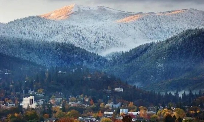 Ashland Apartamento | Centrally located Siskiyou mountain house studio