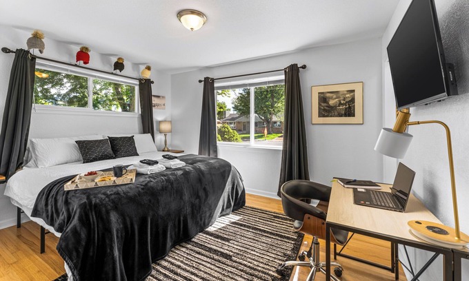 Creighton Casa | Centrally Located Spacious Home for Big Groups Near Red Rocks, Hiking, Colleges