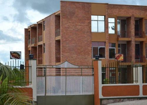 Rusumo Hotel | CENTRE SAINT JOSEPH KIBUNGO Hotel