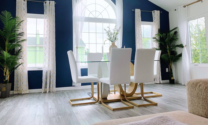 Dover Casa | Centric & spacious home with ample parking and king beds in all rooms.