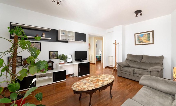 Aviles Apartamento | Centrico y parking gratuito Vut 142 as