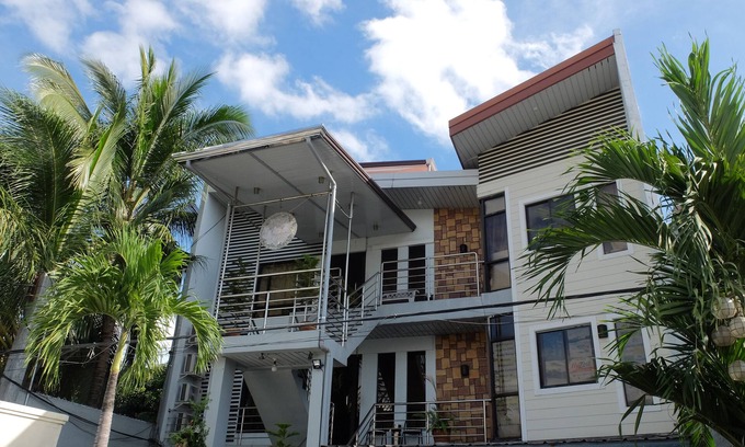Angeles City Hotel | Centrium Condominium Hotel