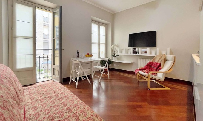 San Babila Apartamento | CENTRO Corso Venezia - Chic & Quiet Apartment in M