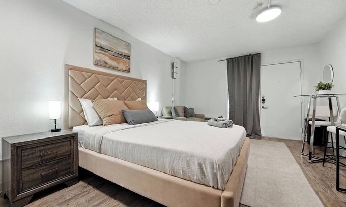 St. Johns Apartamento | Centro Flats 503 Comfy and Spacious Studio