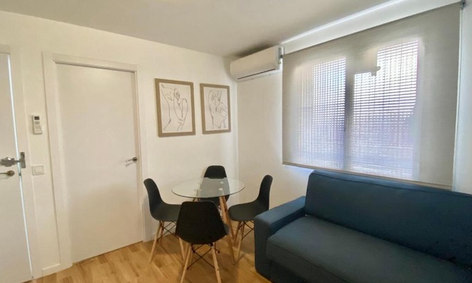 Moscardo Apartamento | Centro Mirasierra - Metro Usera 01