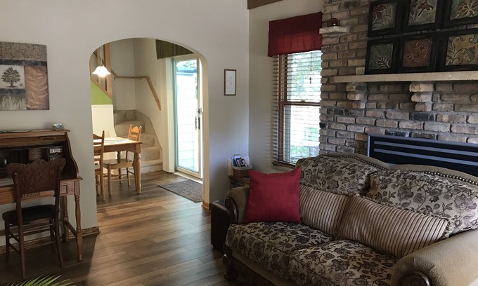 Northrup Casa | Century Cottage-PERFECTO para Mayo y visitantes del centro!