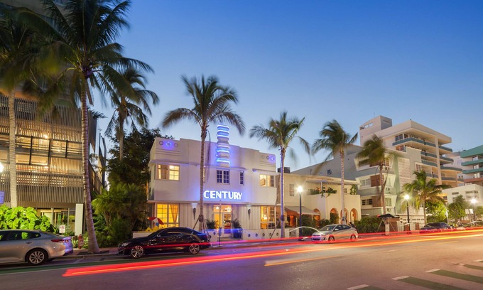 South of Fifth Hotel | Century Hotel