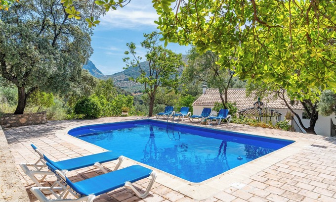 Priego de Córdoba Cabaña | Cerro de la Cruz, cortijo con mucho encanto y excelentes vistas, paz y relax