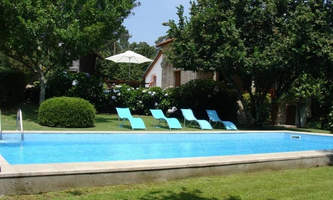 Paredes Villa | Cete: casa / villa - Cête