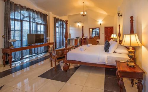Kandy Hotel | Ceylon Breeze