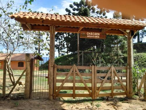 Sao Bento do Sapucai Casa | Chácara Araucaria
