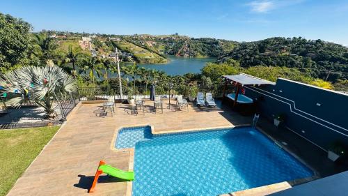 Igarata Casa | Chácara Gama em condomínio Igarata-SP - Jacuzzi com hidromassagem, piscina e sauna