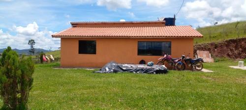 Liberdade Casa | Chácara por do sol