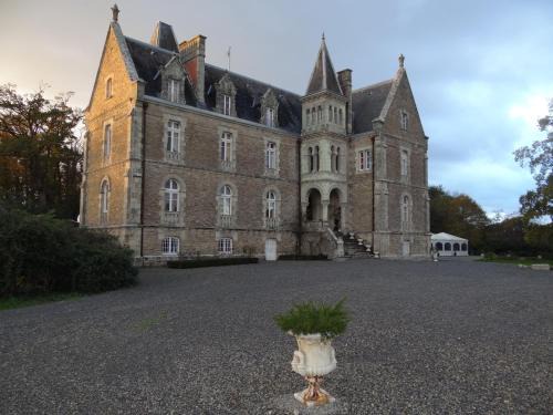 Sainte-Reine-de-Bretagne Cama Y Desayuno | Château du Deffay
