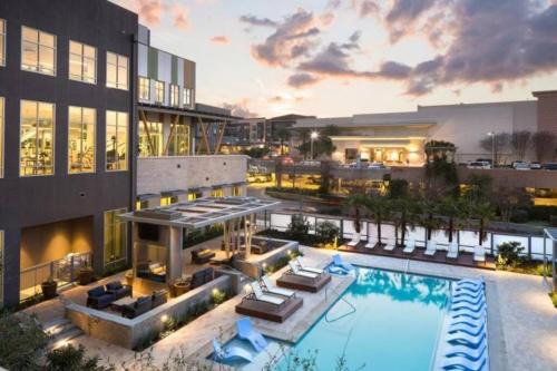 East Cesar Chavez Apartamento | Château on Lady Bird Lake - Pool View , DT Austin