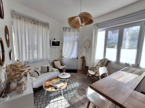 Quartier du Casino Apartamento | Châtelaillon-Centre : Appart 50m Plage - FR-1-706-38