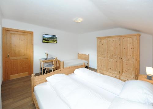Bruck an der Grossglocknerstrasse Chalet De Esquí | Chalet Gloria - Doppel- und Mehrbettzimmer
