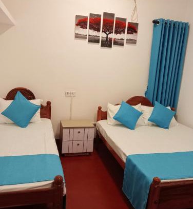 Trincomalee Casa | Cha Cha Guest in & Tours