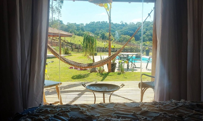 Piracaia Chalet De Esquí | Chalé Arara - Guest House na Roça Muito Conforto com a Experiência da Roça