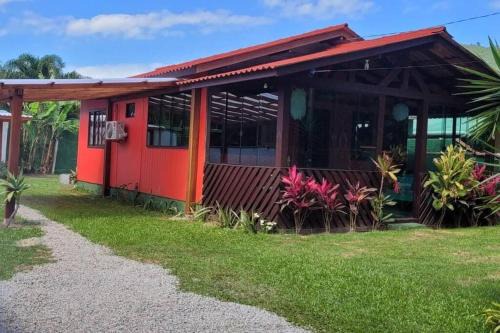 Rio Vermelho Sul Casa | Chalé Charmoso! A 500 m do acesso Praia Moçambique Lagoa da Conceição