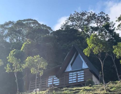 Paulo Lopes Chalet De Esquí | Chalé de Luxo em Paulo Lopes