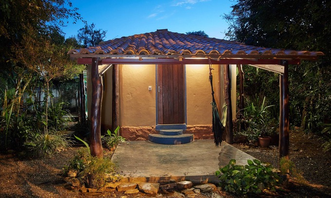Alto Paraiso de Goias Chalet De Esquí | Chalet-Clásico-Baño Privado-Terraza-Jatobá
